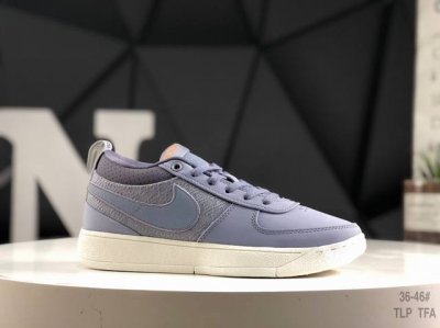 200 耐克Nike Book 1 Devin Booker 德文·布克 男子实战篮球鞋 鞋面由柔软的纺织品和柔软的磨绒面皮组合而成，脚踝处带有透气孔，鞋款内部