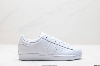真标阿迪达斯adidas三叶草 Originals Superstar贝壳头系列低帮经典百搭休闲运动板鞋 货号:B27 尺码:35.5 36 36.5 37 3