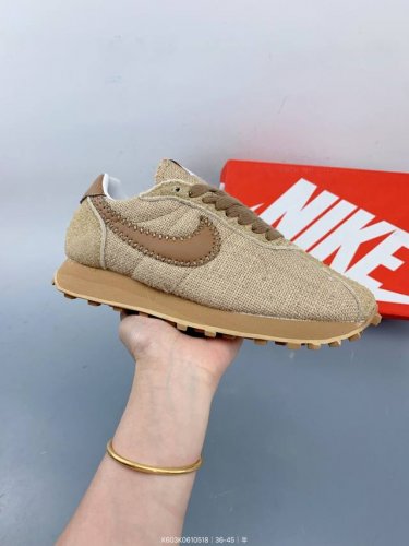 stussy X Nike Ld-1000 本次联名双方选择了上世纪70年代的Nike Ld 1000复古跑鞋进行设计 设计上延续了此前Stussy的标志 鞋舌