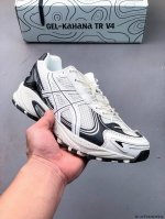 asics Gel-Kahana Tr V4 耐磨透气低帮休闲鞋 户外机能元素 绑带沿用系列经典绑带设计 演绎现代潮流机能属性 结合潮流线条轮廓凸显浓郁的探索野