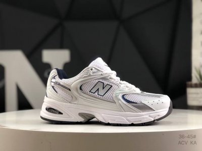 真标带半码 Nb 采优用质纤维革+透气网布眼材质材质#独立3层组合底大私模#搭载Abzorb缓中震底。韩流火爆款式#新款Nb新百伦New Balance Mr5