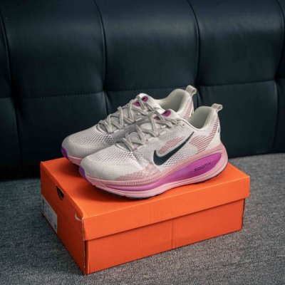 核心私 Nike Air Zoom Vomero 18 全新科技提前原鞋开发 运动跑鞋 区别市面真标版本 必定是官方强力主推款式，真正的Zoom缓震科技嵌入如假