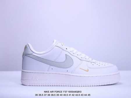 真标耐克nike Air Force 1 Mid 07 空军一号高帮百搭休闲运动板鞋。柔软、弹性十足的缓震性能和出色的中底设计，横跨复古与现代的外型结合，造就出 - 点击图像关闭