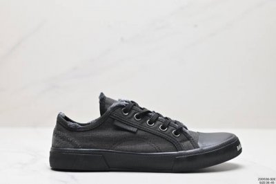 公司级balenciaga巴黎世家 Paris Mid低帮系带 时尚板鞋 做旧版 原版原装大盒 还原官方配置 货号:688754 W3Rc1 1090 尺码:3