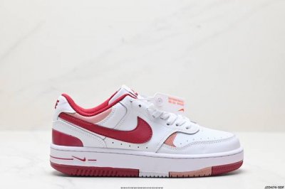 公司级nike Gamma Force 减震 耐磨运动鞋 兼顾舒适脚感和出众风范 演绎匠心之作 结构性的支撑贴合感结合复古篮球设计 塑就场外全明星风范 货号:F