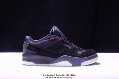 220 Jordan/乔丹 Aj4代重置版系列 原楦开发版型，采用翻毛皮组合粒面牛剖革鞋面材质，缜密定位拉帮及注胶效果，中底Pu内嵌开窗式Air缓震气垫颜值没的