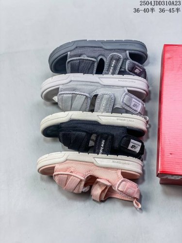公司级New Balance Nb 3206系列 新百伦 舒适日常 魔术贴 沙滩凉鞋 经典简约设计简约夏日 轻便凉爽 轻便灵活 防滑鞋底 细致的防滑纹路 助力前
