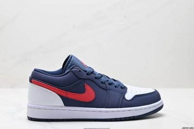 公司级Nike Air Jordan 1 Low Aj1乔1低帮休闲板鞋 同步官方配色 头层皮打造 正确满胶鞋垫 四线拉帮 原厂织唛标 鞋舌高弹海绵填充 官方货