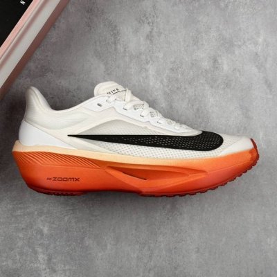 本地 核心私 公司级Nk W Zoom Fly 6 耐克超弹轻盈跑步鞋 #鞋款搭载 Flyknit 材料 打造出众弹性 易于穿脱。采用React技术 轻盈耐穿泡