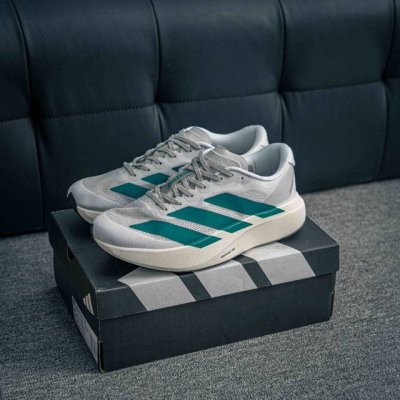 核心私 Adidas Adizero Evo Sl M 轻盈跑鞋耐磨减震专业跑步鞋 冲向目标，一路向前，不断挑战和突破自我无论是平时训练还是马拉松，让这款Adi