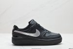 真标Nike Gamma Force简约校园板鞋 兼顾舒适脚感和出众风范 演绎匠心之作 结构性的支撑贴合感结合复古篮球设计 塑就场外全明星风范 货号:Hq167