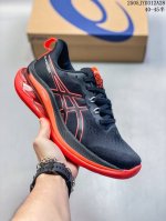 公司级Asics 亚瑟士 透气网眼鞋面配合部分合成革材质 采用全新Ahar+橡胶材质,更加耐磨日本专业跑鞋品牌 Asics 亚瑟士 Novavlast 系列 户