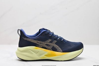 公司级asics Novablast 5 Le轻量跑鞋 低帮轻量透气缓震休闲运动跑步鞋 Novablast 5 鞋款秉承 Asics 设计理念 尊重日本的“改善