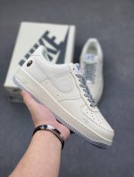 工厂套现 福利特价 原本地240版本 海外限量发售！公司级nike Air Force 1 '07 Low “Bape联名--米灰满天星”空军一号 低帮 运动鞋