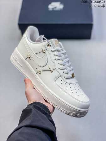 海外限量发售！公司级Nike Air Force 7 Low 空军一号 低帮 运动鞋 休闲鞋 折边针车 工艺难度大 原楦头原纸板 原装鞋盒 定制五金配件 内置全 - 点击图像关闭