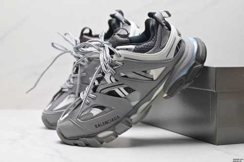 公司级巴黎世家 Balenciaga Sneaker Tess S.Gomma Maille White Orange 代 三代户外概念鞋 复古野跑 老爹鞋潮流