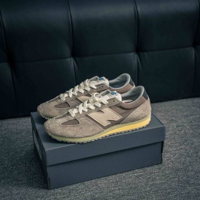核心私 new Balance 新百伦 U471 复古休闲鞋 正确长绒鞋面 正确头层皮 N 字Logo 真皮纹理清晰可见 高弹大底 正确半透油蜡试脚纸 正确中底