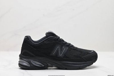 公司级New Balance M2010系列 新百伦 复古老爹风网布跑步休闲运动鞋 新百伦经典配色 沿袭了面世之初的经典科技 以ENCAP中底配以升级版 N-E
