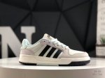 130 真标带半码阿迪达斯 Adidas Drop Step Low 经典板鞋运动鞋 三叶草新款 校园休闲运动板鞋。Adidas Drop Step不断演变，不