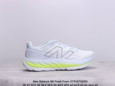 公司级new Balance Nb Fresh Foam 舒适耐磨低帮跑步鞋 纯原版本 受到fresh Foam舒适骑行的启发 将毛绒舒适感提升到一个新的水平
