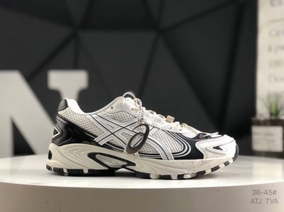 公司级带半码Asics 亚瑟士Gel-Nyc 2055透气网眼鞋面配合部分合成革材质 采用全新Ahar+橡胶材质 更加耐磨 货号:1203A497-001 尺码