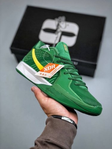 nike Sabrina 1 ’Lonic‘ 萨布丽娜一代签名减震防滑低帮篮球鞋 Hq4345 300 尺码：36-46 半