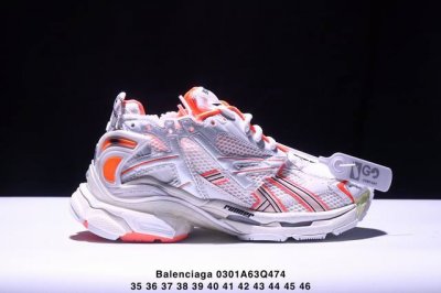巴黎世家 Balenciaga 巴黎世家Runner老爹鞋舒适运动慢跑鞋 不含皮运动鞋，网布材质，磨损效果，鞋头边缘印有尺码，背面浮印尺码，外侧印有跑者徽标，鞋