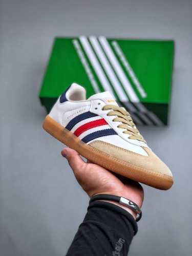 adidas Originals Samba Og Olympics 桑巴舞系列绅士德训足球风百搭低帮休闲运动板鞋“联名白藏蓝学院红金牌”Ih8338 尺码：3