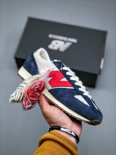 New Balance U471系列低帮经典复古休闲运动慢跑鞋 货号：U471Ak 尺码：35-40 半