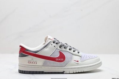 公司级Nk Dunk Low Retro “Diy高端定制” 低帮休闲运动板鞋 原装头层材料 用料绝不含糊 独家版型蒸餾加工帶來的是更好的视觉和脚感体验 清洁度