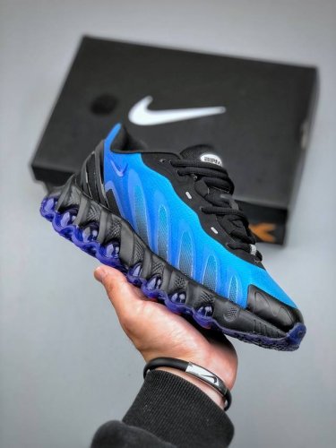 nike Air Max Dn8 耐克运动舒适减震气垫跑步鞋 Fq7860 500 #鞋款旨在透过 Dynamic Air 技术提升全天穿着体验，当中首次采用了