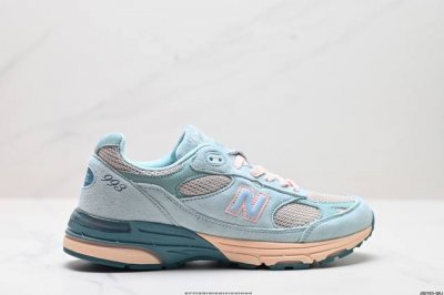 公司级new Balance新百伦nb Made In Usa Mr993系列美产血统经典复古休闲运动百搭老爹跑步鞋 采用台产猪巴革及透气网眼材质 6层组合底模