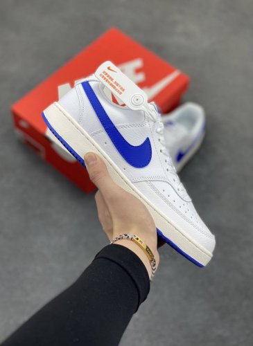 超级福利 核心特价 长期补货 Nike Court Borough 低帮百搭透气休闲运动板鞋男女鞋 经典耐用的设计，兼顾舒适脚感和出众风范，演绎匠心之作。结构性