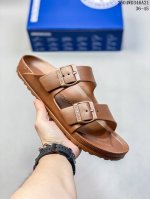 核心主推好价 Birkenstock 博肯 勃肯 Eva 双扣拖鞋凉鞋 10 5 大厂出品 夏季走量必备爆款超轻发泡大底 整鞋十分轻便 尺码：见图 编码：04W