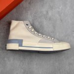 本地 核心私 Converse匡威 奶蓝 高帮休闲运动帆布鞋 Converse匡威 新款结构 S经典Logo外层水晶透明塑质Logo，鞋底内衬颜色对应Logo颜