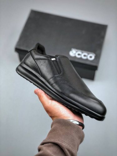 L Ecco爱步乐福鞋男 夏季真皮透气舒适一脚蹬豆豆鞋 轻巧莫克 甄选全粒面牛皮鞋面 触感柔软 色泽温润 舒适穿着体验 符合人体工学的产品设计 对脚型包容度更高