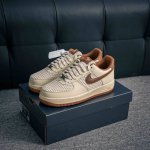 核心私 Air Force 1 原装级别 原楦头原纸板 打造纯正空军版型专注外贸渠道 全掌内置蜂窝气垫 原盒配件 原厂中底钢印、拉帮完美 货号：Ib7719 1