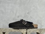 Gx 德国百年知名鞋履品牌 博肯 birkenstock 半拖 公司级出品 采用质地柔软牛皮绒面革植入 羊羔毛鞋垫和里衬材质 中底搭载缓震软木橡胶 纯色羊毛内里