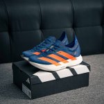 核心私 Adidas Adizero Adios pro 4 M 阿迪透气轻盈低帮跑步鞋 货号：Jr6370 尺码：36 36.5 37 38 38.5 39