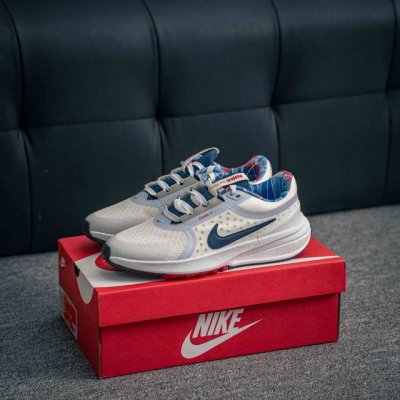 核心私 Nike Star Runner 5鞋子的设计非常现代，流线型的外观不仅美观，还减少了空气阻力，让我在跑步时感觉更加轻盈。鞋面采用了透气材料，即使在炎热