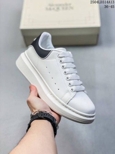 Alexander Mcqueen 亚历山大麦昆 男女鞋广东原产品质，采用丝绸硬质小牛皮鞋面材质，内外超软小羊皮贴脚透气及超软Pu脚感乳胶物料鞋，外置原抽真空高