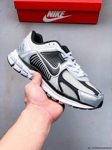 独家4层组合大底耐克Nike Zoom Vomero 5 Sp'vast Grey Sail'马拉松复古跑五代休闲运动慢跑鞋 04 3X24