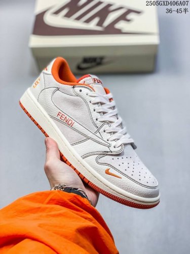 耐克 Air Jordan 1 *芬迪联名 高端定制鞋盒 大厂纯原品质出货 超高清洁度 皮料切割干净无任何毛边 细节完美 货号：Xz5749-002 Size：