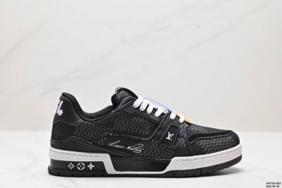 公司级全新lv路易威登louis Vuitton Trainer Sneaker Low休闲运动文化百搭板鞋 尺码:39-45 id:Jfd129-Sdz