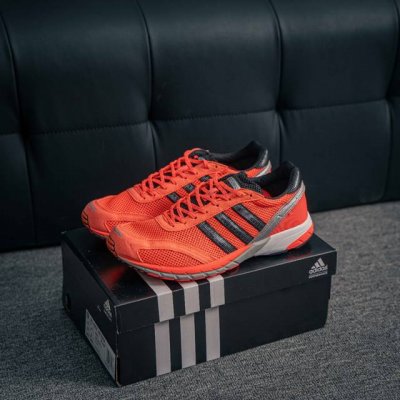 核心私 Adidas Adios Neftenga 阿迪透气轻盈低帮跑步鞋 货号：Ih0971 尺码：36 36.5 37 38 38.5 39 40 40.5