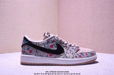 简介 真标耐克 Nike Air Jordan 1 Retro Low Aj1 乔1 低帮休闲板鞋 同步官方配色 头层皮打造 正确满胶鞋垫 四线拉帮 原厂织唛标