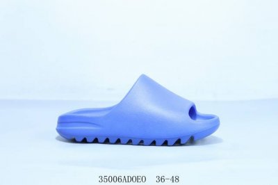 70 阿迪达斯 Kanye West Xadidasyeezyslide 椰子拖鞋 男女网红情侣外穿潮室外夏季一字拖沙滩拖鞋 35006Adoeo 36-48