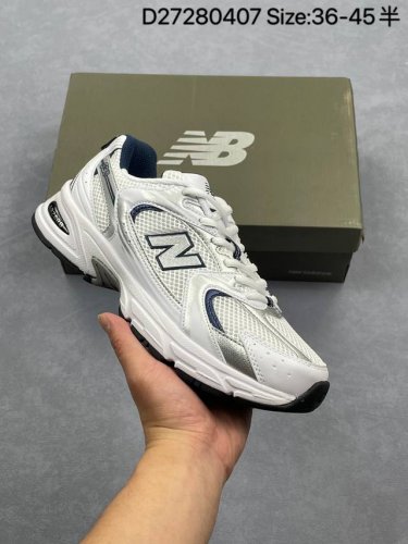 真标 新百伦 Nb530 New Balance 530 复跑古鞋 厚底增高老爹鞋 缓震运动慢跑鞋。Nb530这鞋双确实是Nb家经复典古款式之一，以全科新技诠释