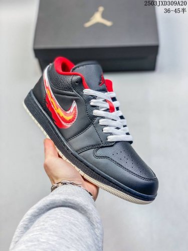 180 头层皮带半码 乔丹 Air Jordan 1 Low Aj1 乔1黑灰红勾 低帮文化篮球鞋 Dc0774 062 码数：36-45半 编号：03Jxd3