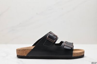 纯原舒适又时髦,潮人都在穿德国百年知名鞋履品牌 勃肯birkenstock Boston Suede Shearling 波士顿系列士夏季凉鞋 货号:10095